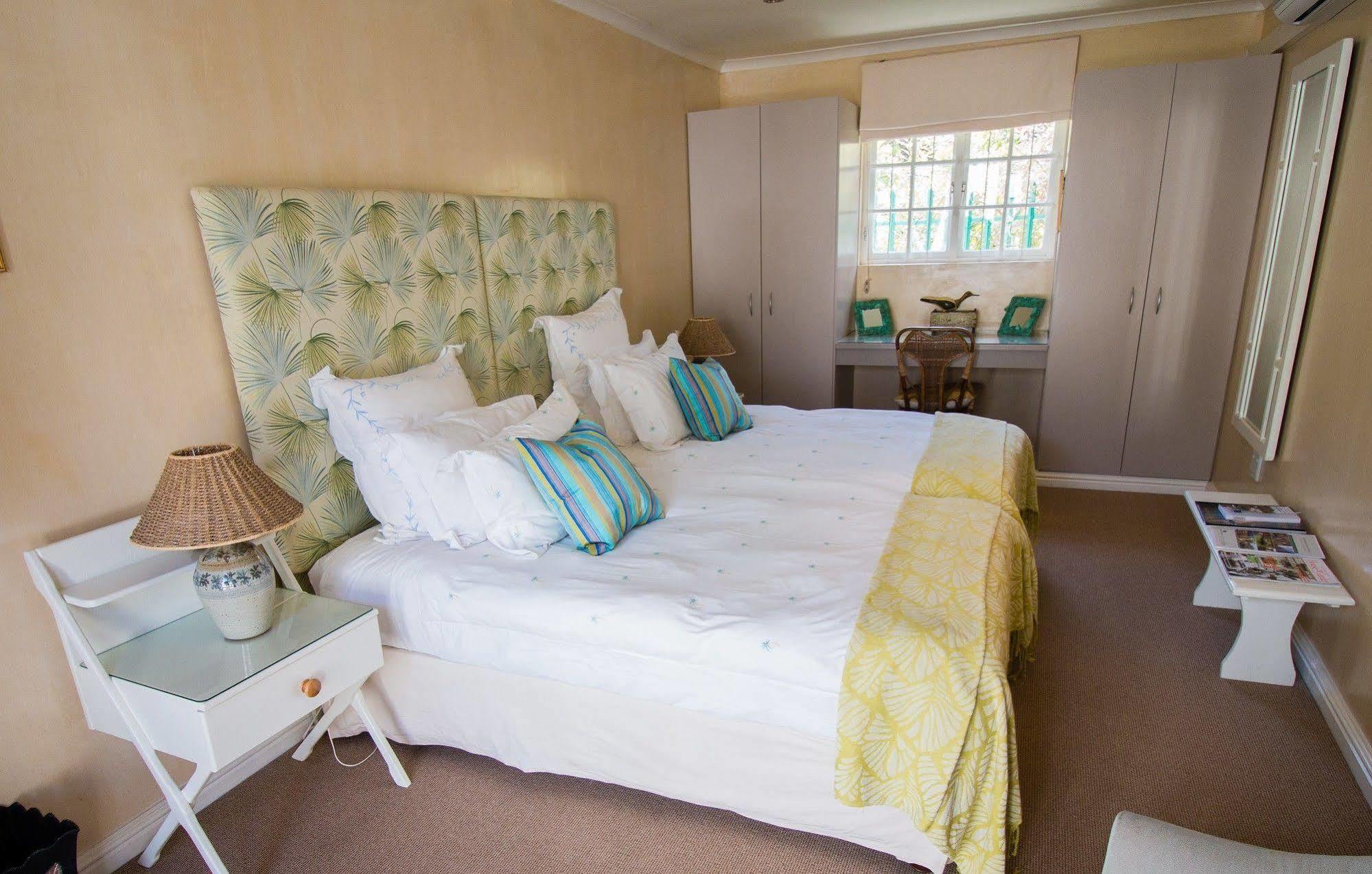 Cornerway House Hotel Plettenberg Bay Exterior photo