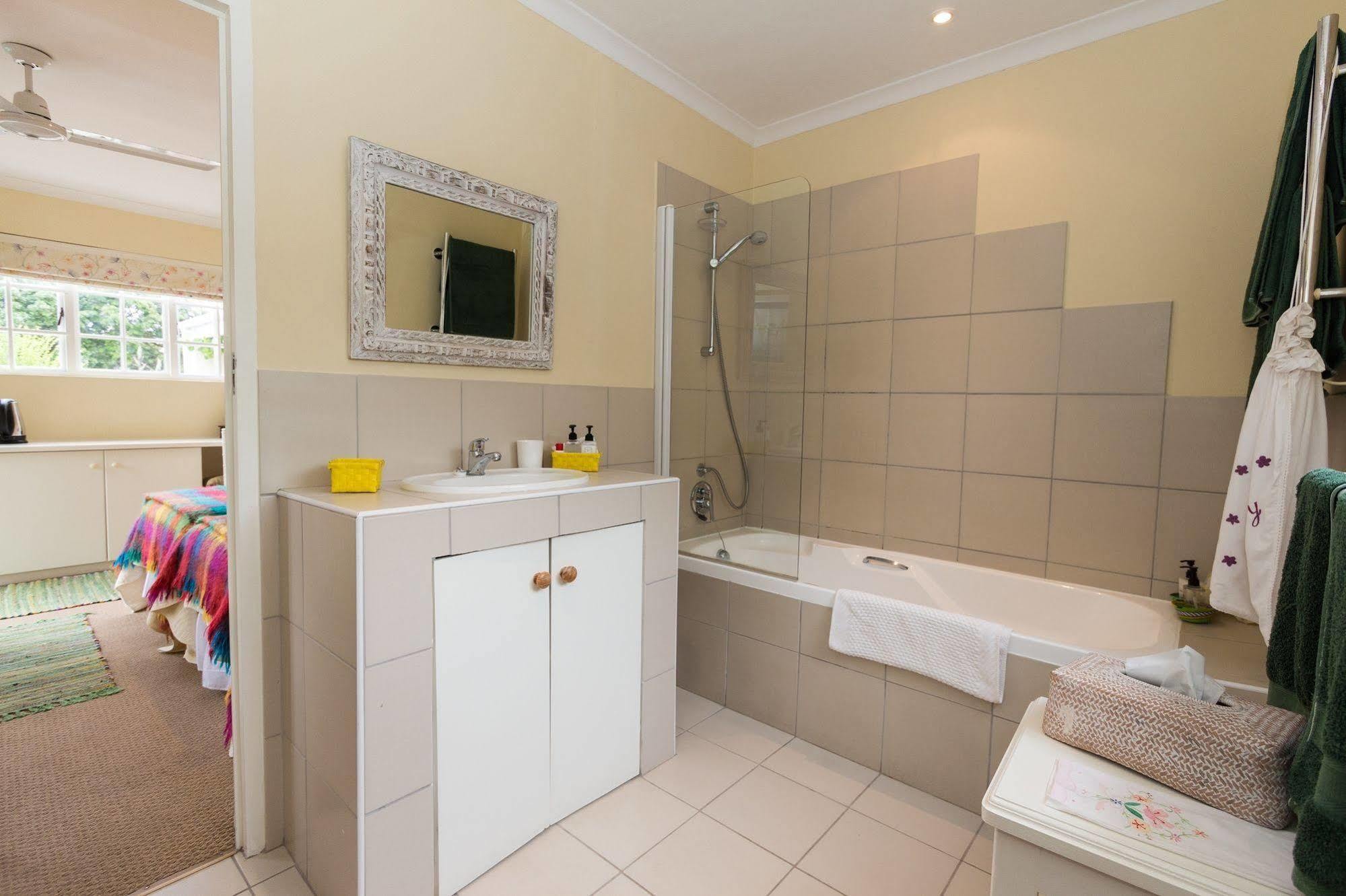 Cornerway House Hotel Plettenberg Bay Exterior photo